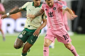 pg官网巴黎圣日耳曼发布备战花絮，今晨临场应变，欧超杯任务艰巨，阵容厚度经受考验的简单介绍